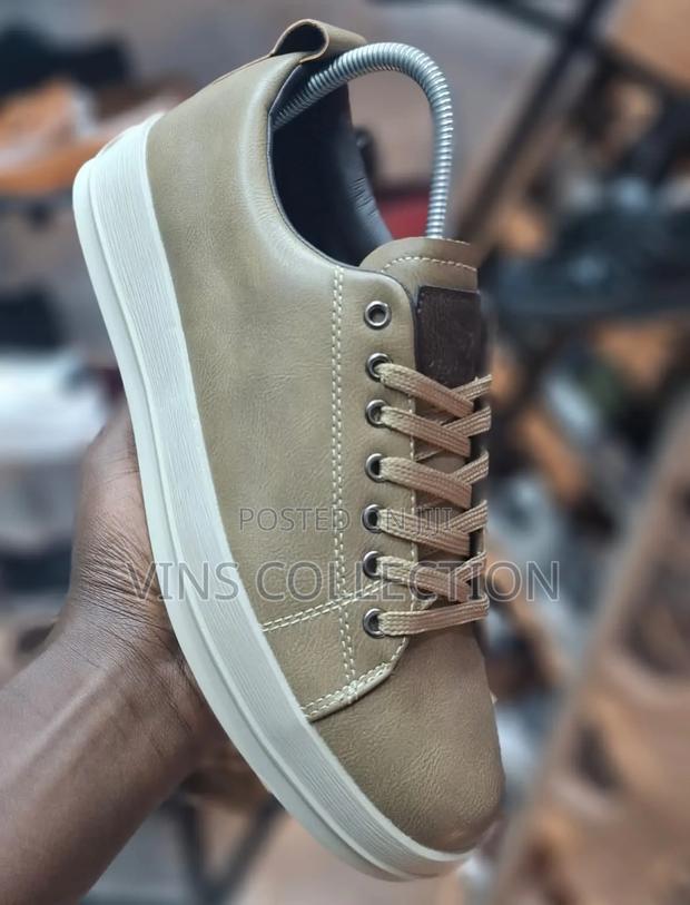 Right Man Casuals