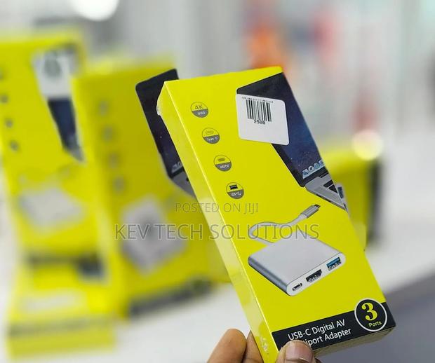 Usb-C 3 Ports - Hdmi Type C 1 Usb Port