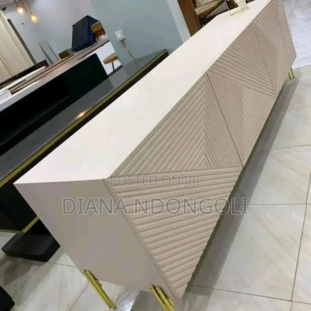 Tv Stand 6fts Long