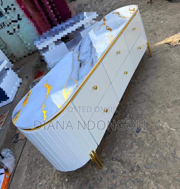 With Top Marble