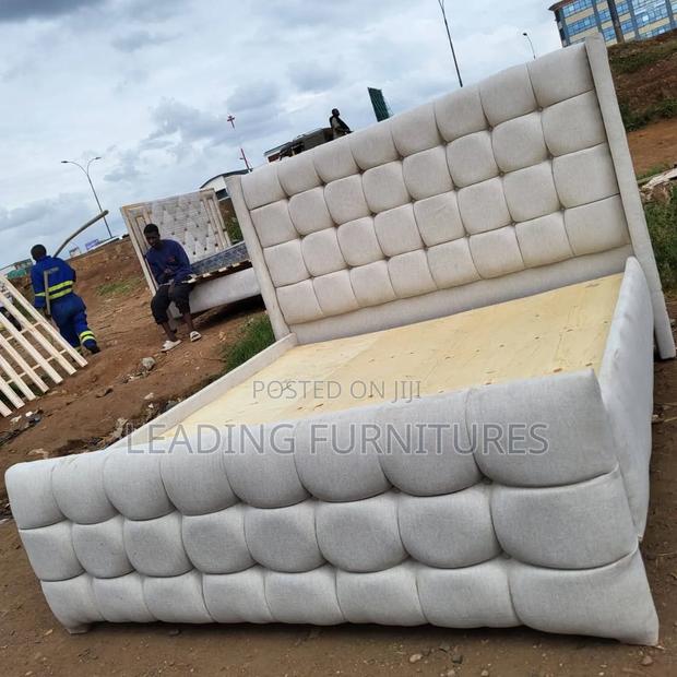 6x6 Harsh White Bed Chester