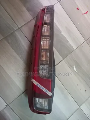 Toyota Noah 2015 Taillight