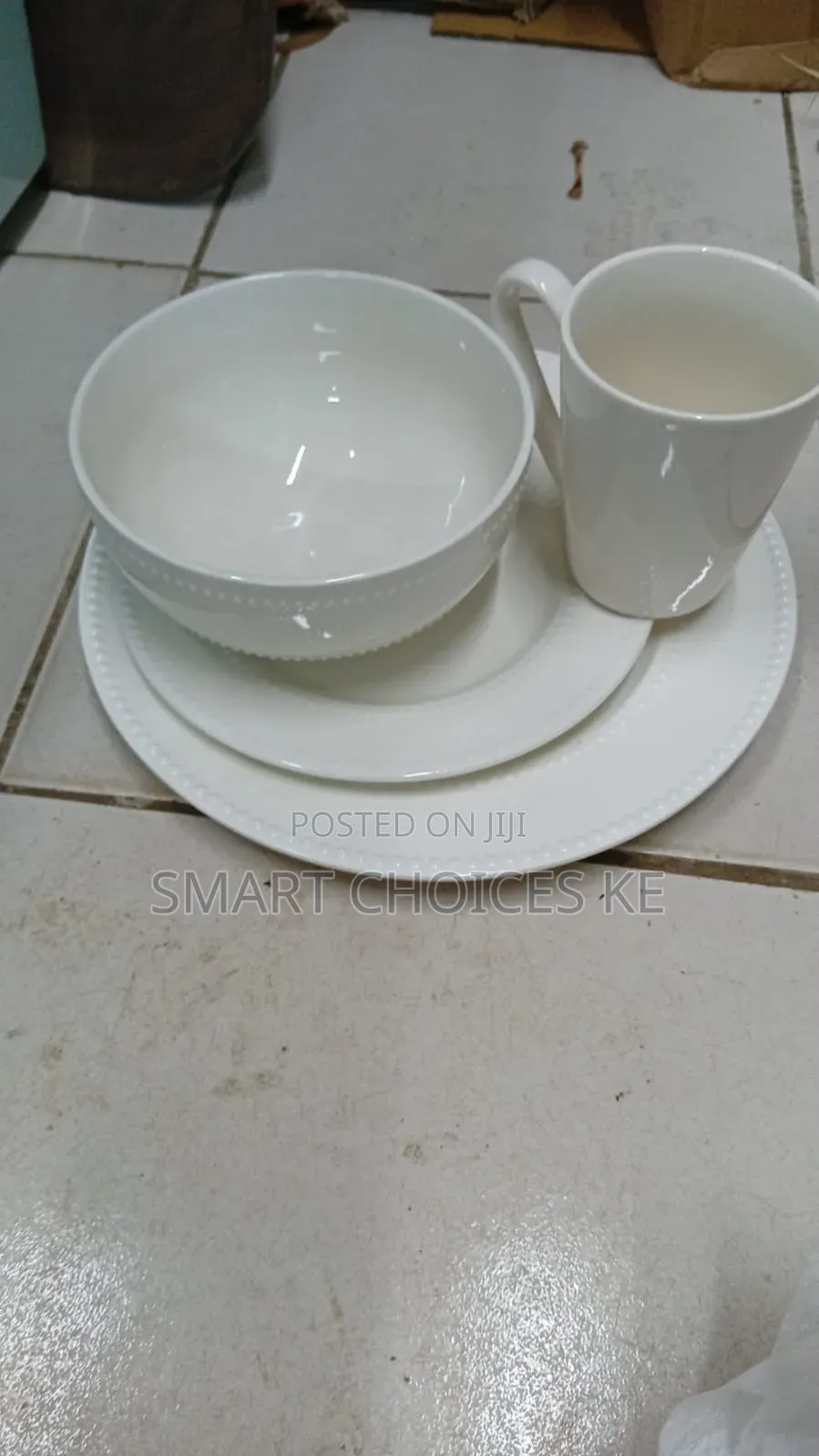 24pc Ceramic Dotted Dinner Set
