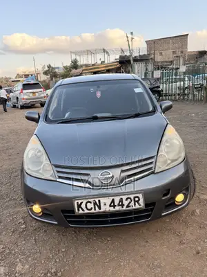 Nissan Note 2010 Gray