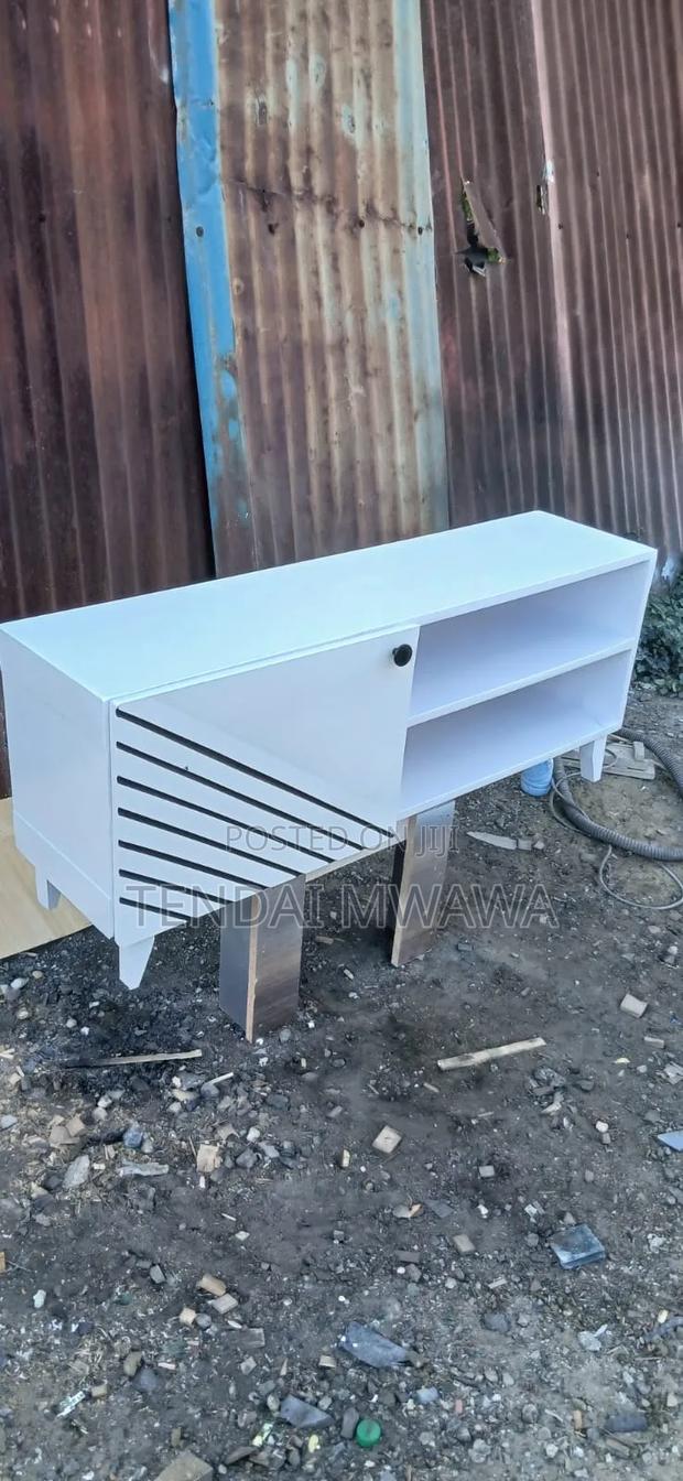 White 4ft Long Tv Stand