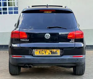 Volkswagen Tiguan S 2013 Black
