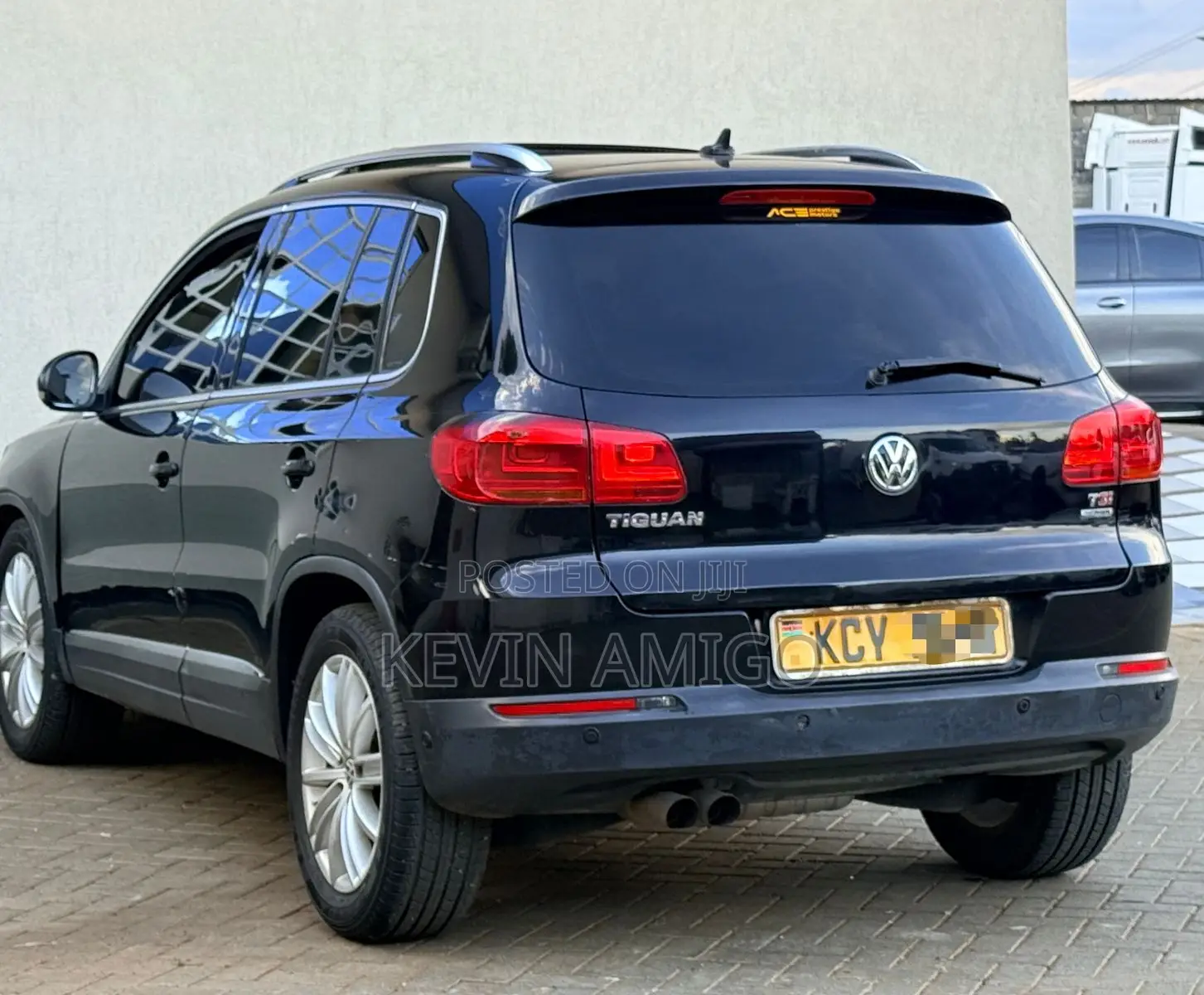Volkswagen Tiguan S 2013 Black