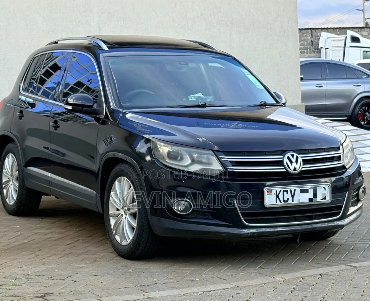 Volkswagen Tiguan S 2013 Black