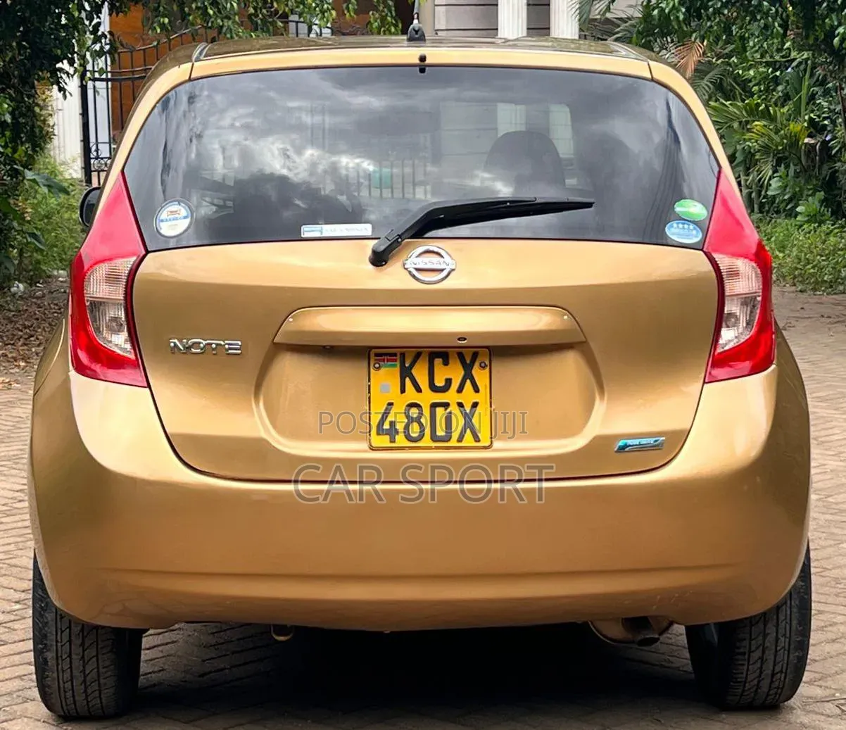 Nissan Note 2012 Gold