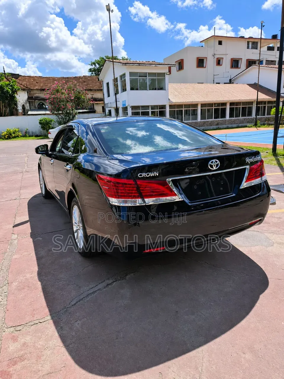 Toyota Crown 2016 Black