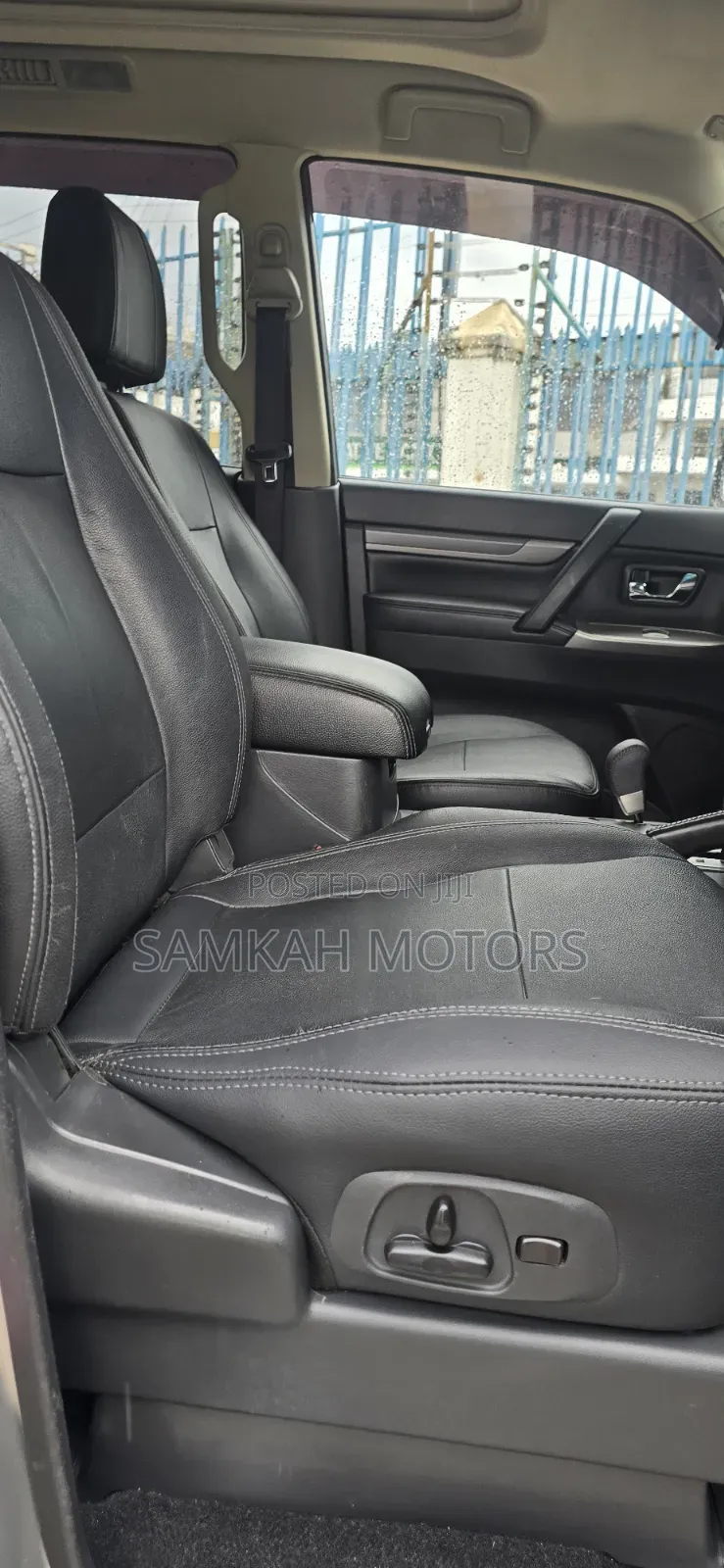 Mitsubishi Pajero 2019 Silver