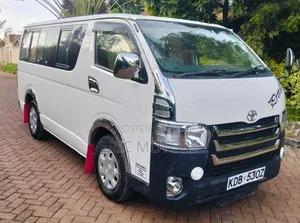Toyota HiAce 2014 White