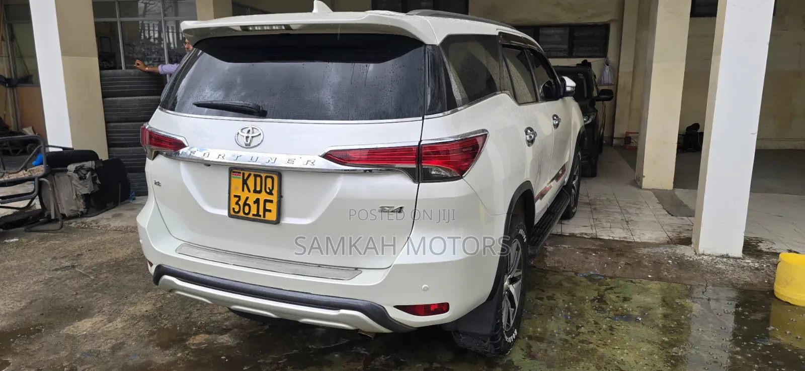 Toyota Fortuner 2019 White