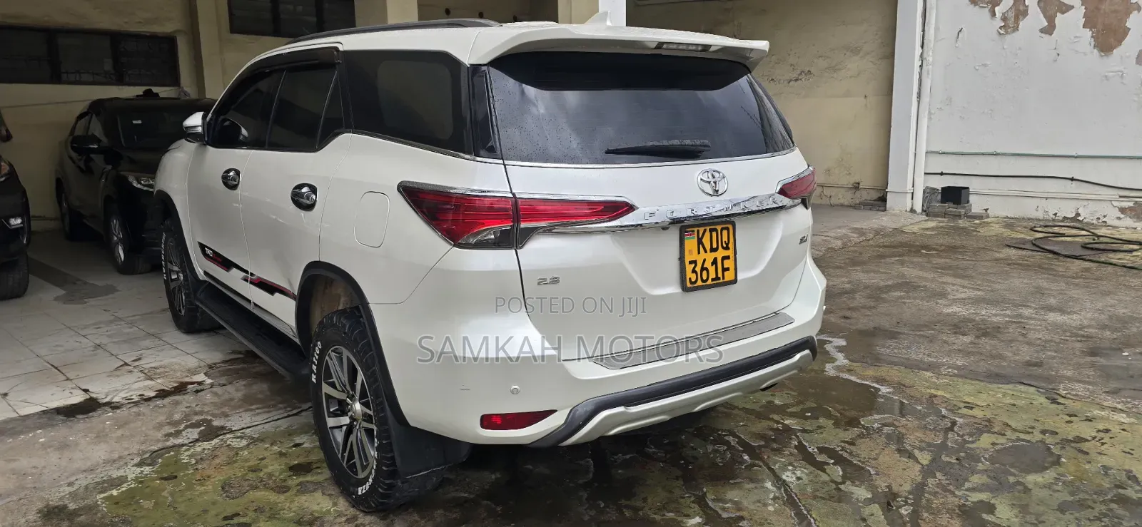 Toyota Fortuner 2019 White