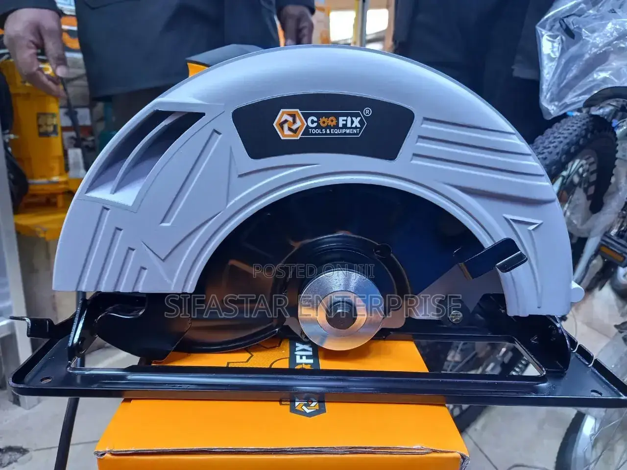 Coofix Circular Saw 7" 1400w