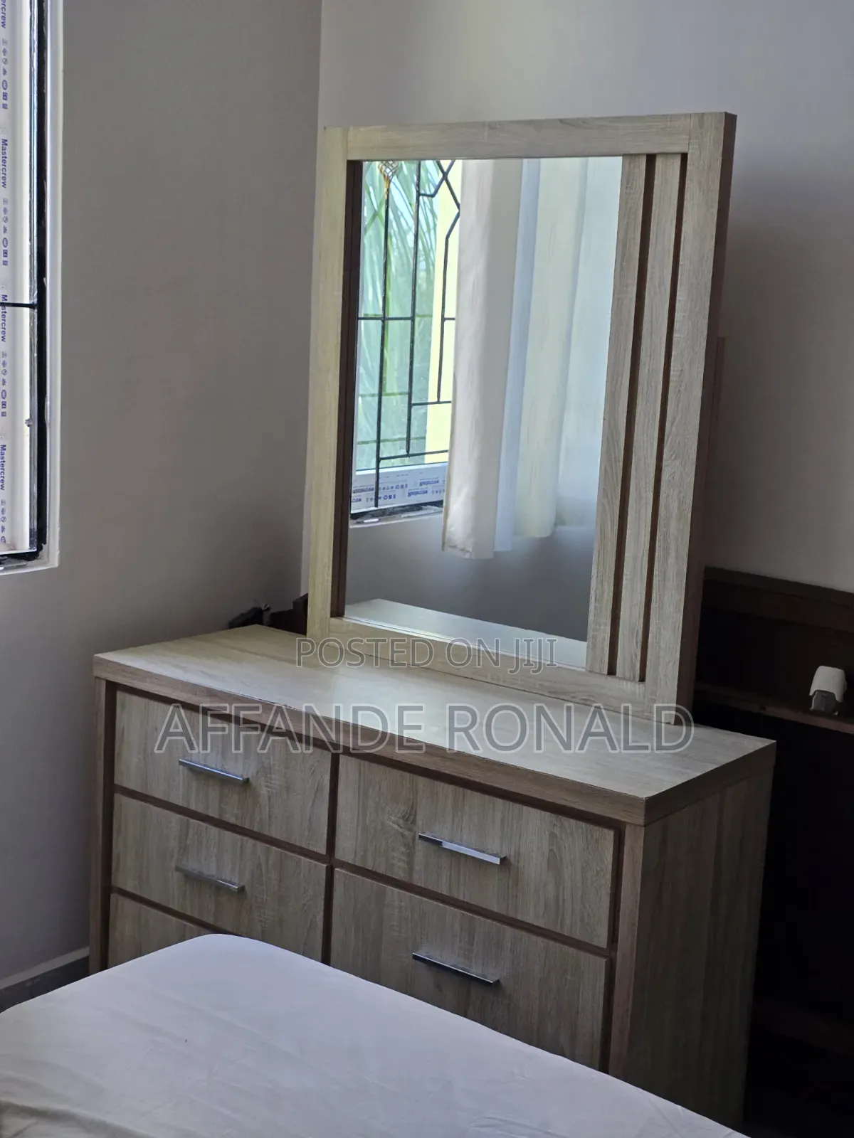 Dressing Table on Sale