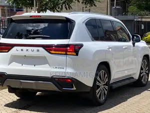 Lexus LX 2022