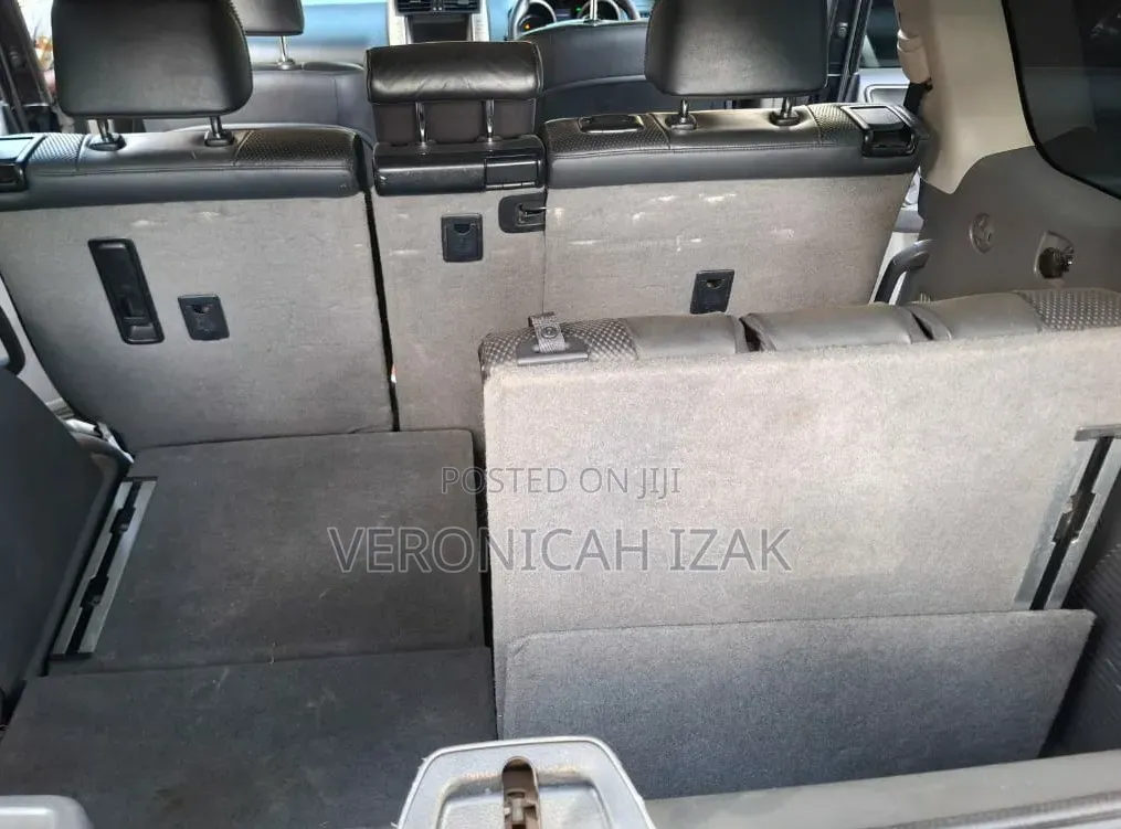 Toyota Land Cruiser Prado 2012 Black