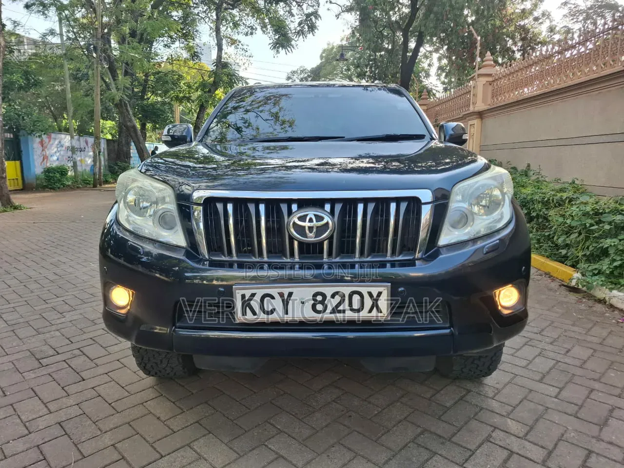 Toyota Land Cruiser Prado 2012 Black