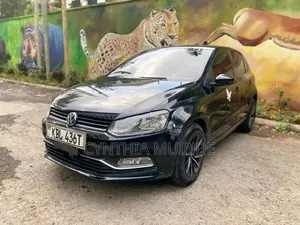 Volkswagen Polo 2015 Black