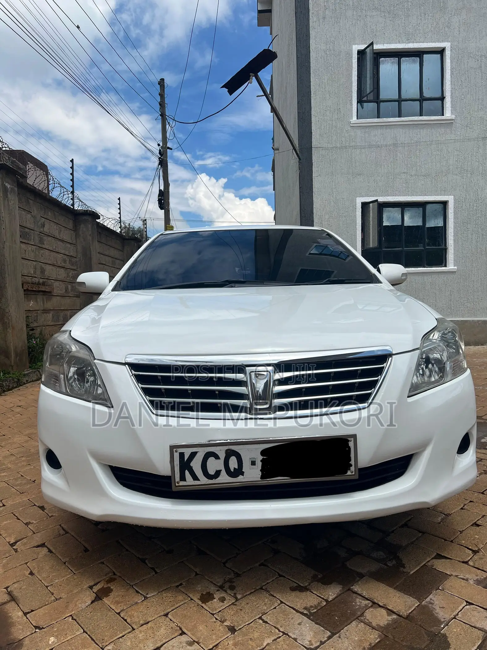 Toyota Premio 2012 White