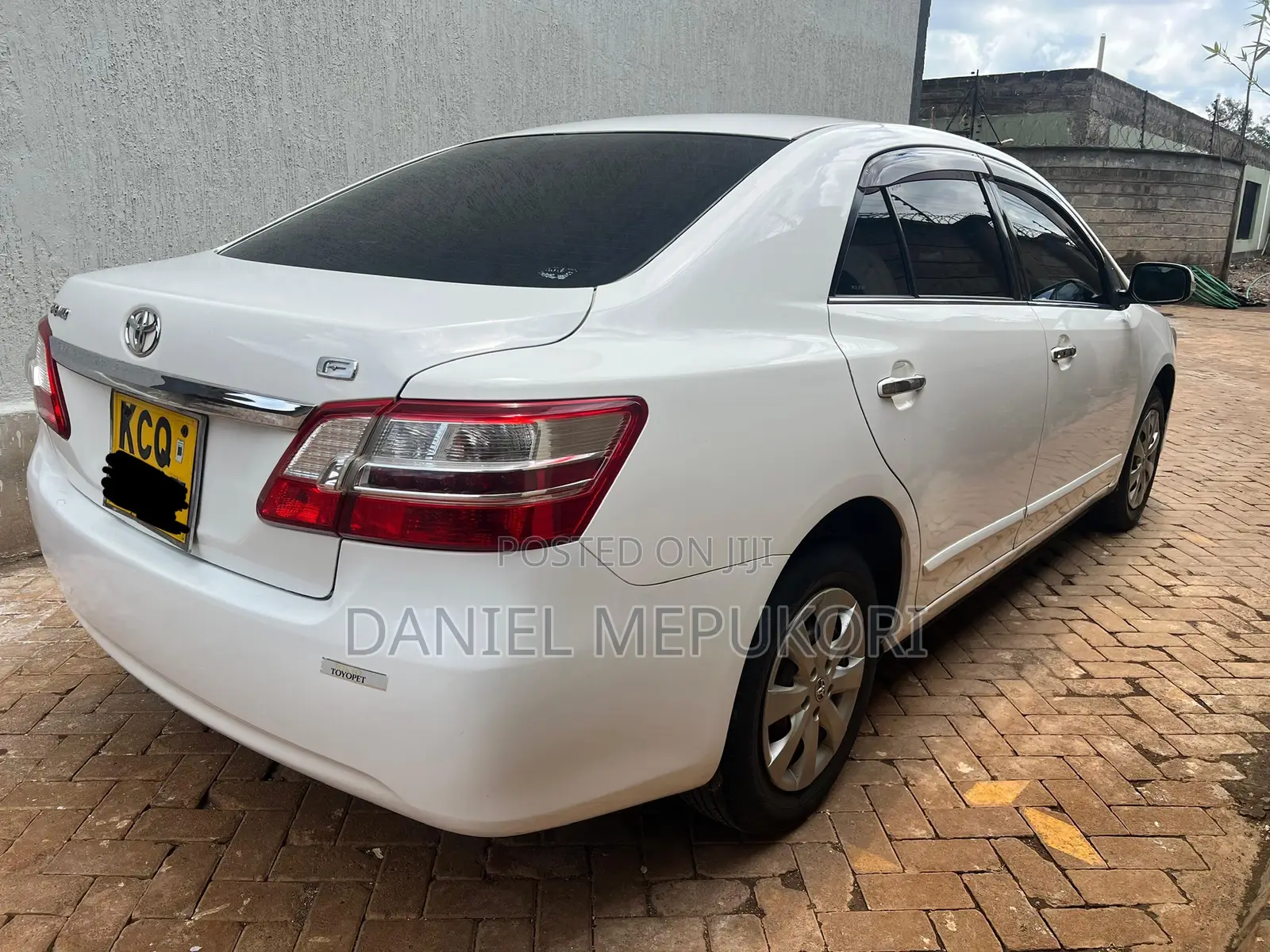 Toyota Premio 2012 White