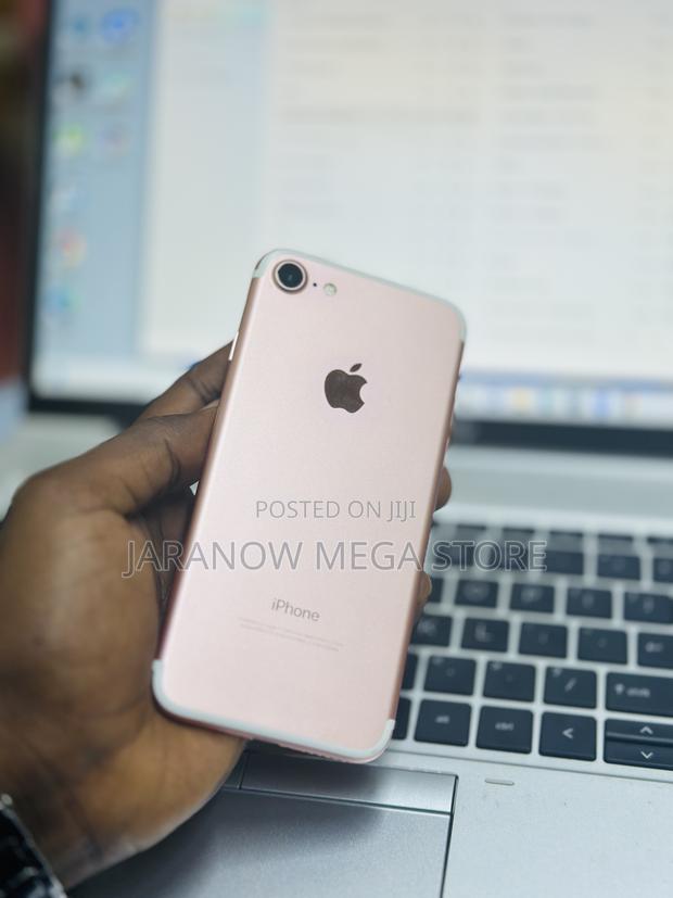 Apple iPhone 7 32 GB Pink