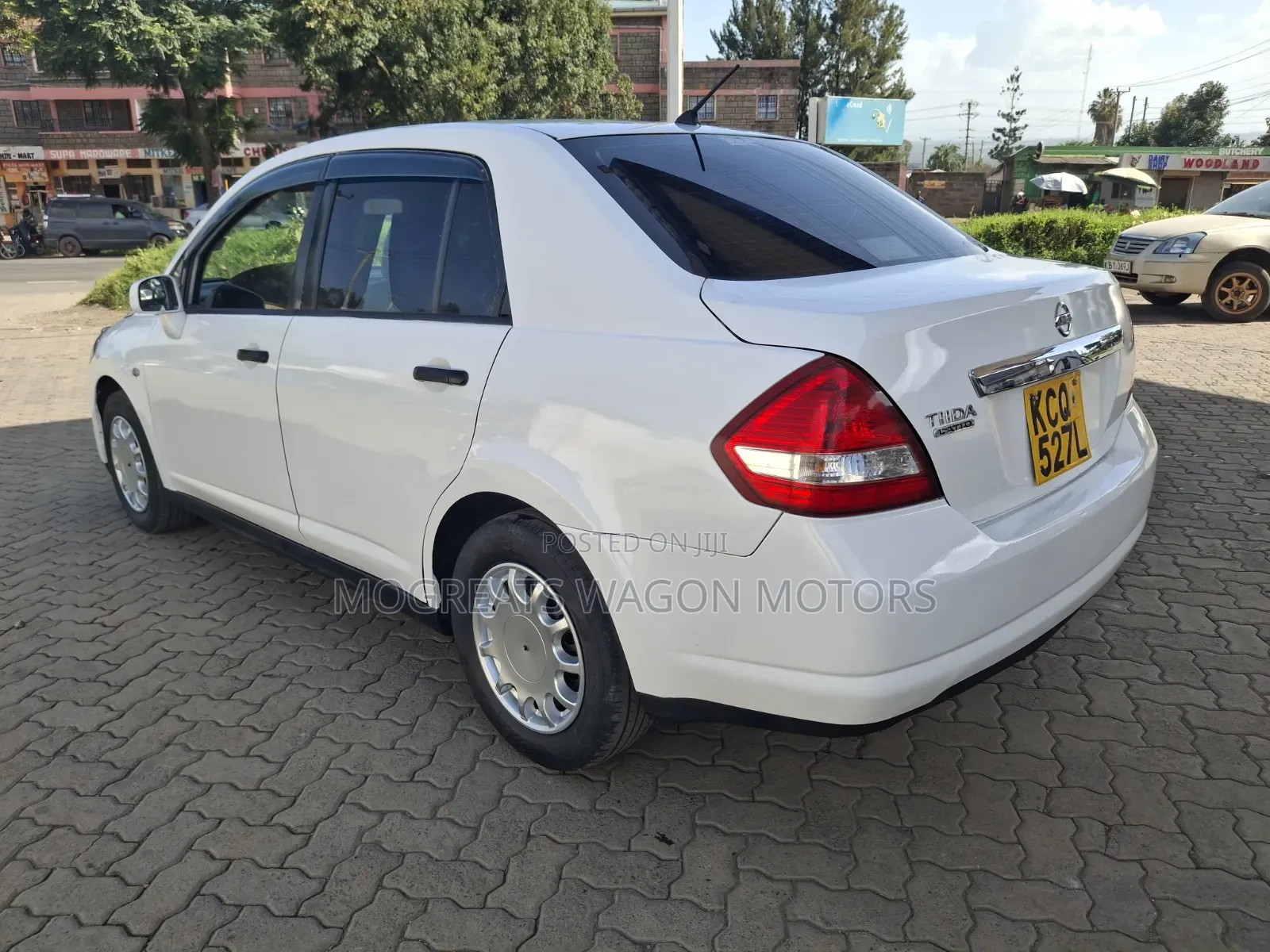 Nissan Tiida 2012 White