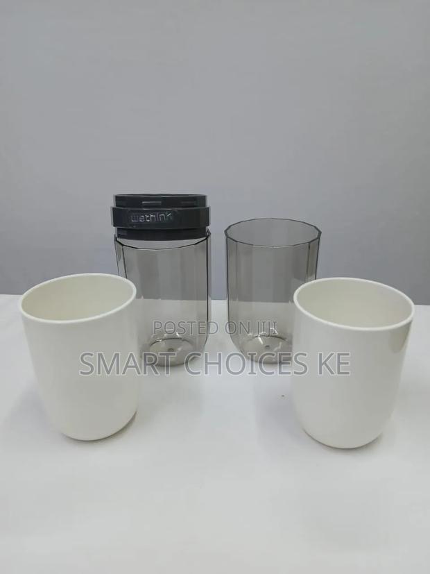Bigger Portable Travel Toothbrush Holder With 4 Cups - thumbnail 7