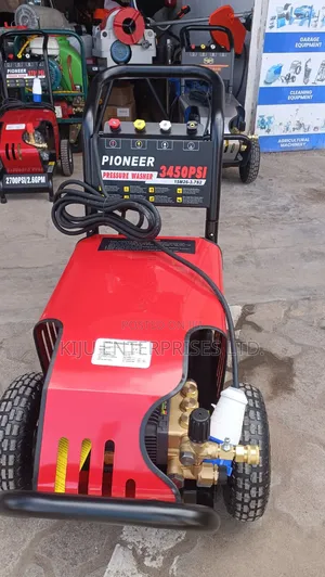 Pioneer 3450psi Carwash Machine