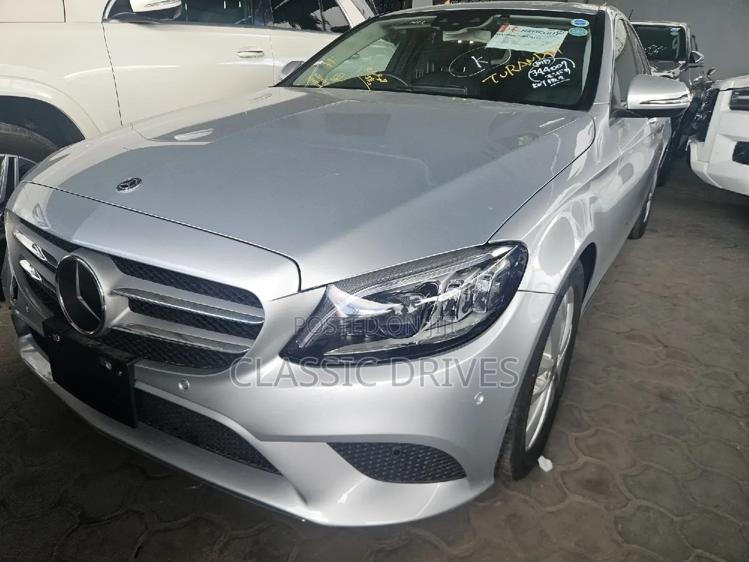 Mercedes-Benz C200 2019 Silver