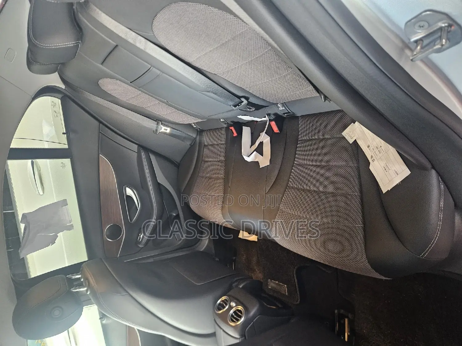 Mercedes-Benz C200 2019 Silver