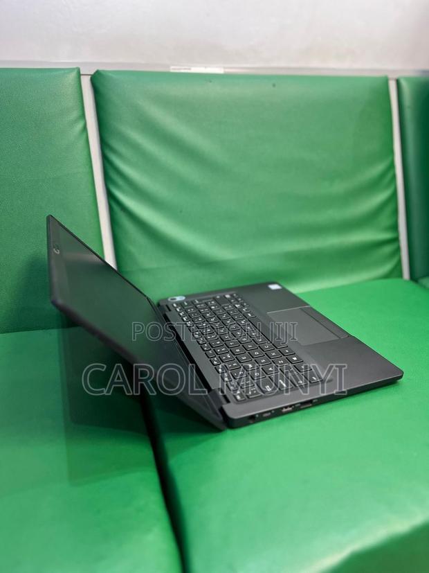 Laptop Dell Latitude 5300 8GB Intel Core i5 SSD 256GB - thumbnail 2