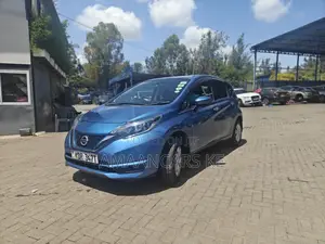 Nissan Note 1.2 Hybrid 2017 Blue