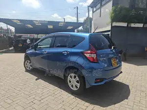 Nissan Note 1.2 Hybrid 2017 Blue