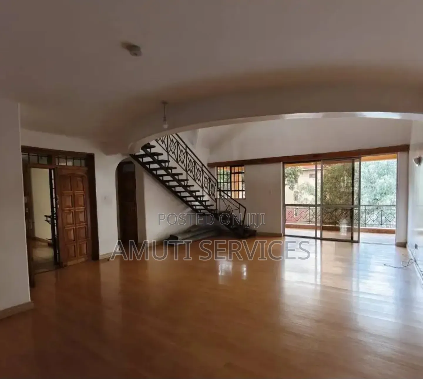 4bdrm Penthouse in Lavington, Valley Arcade for rent