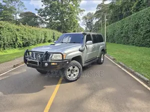 Nissan Patrol 3.0 D gr Automatic 2005 Silver