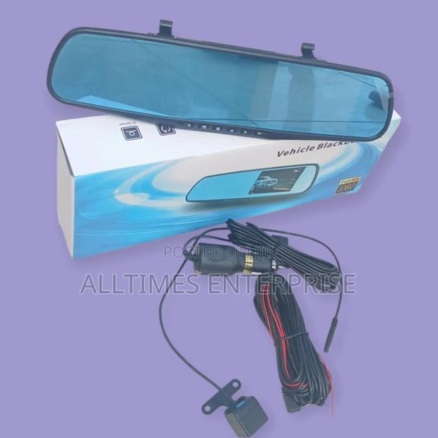 Black Box DVR 2 Lens on Touch L208