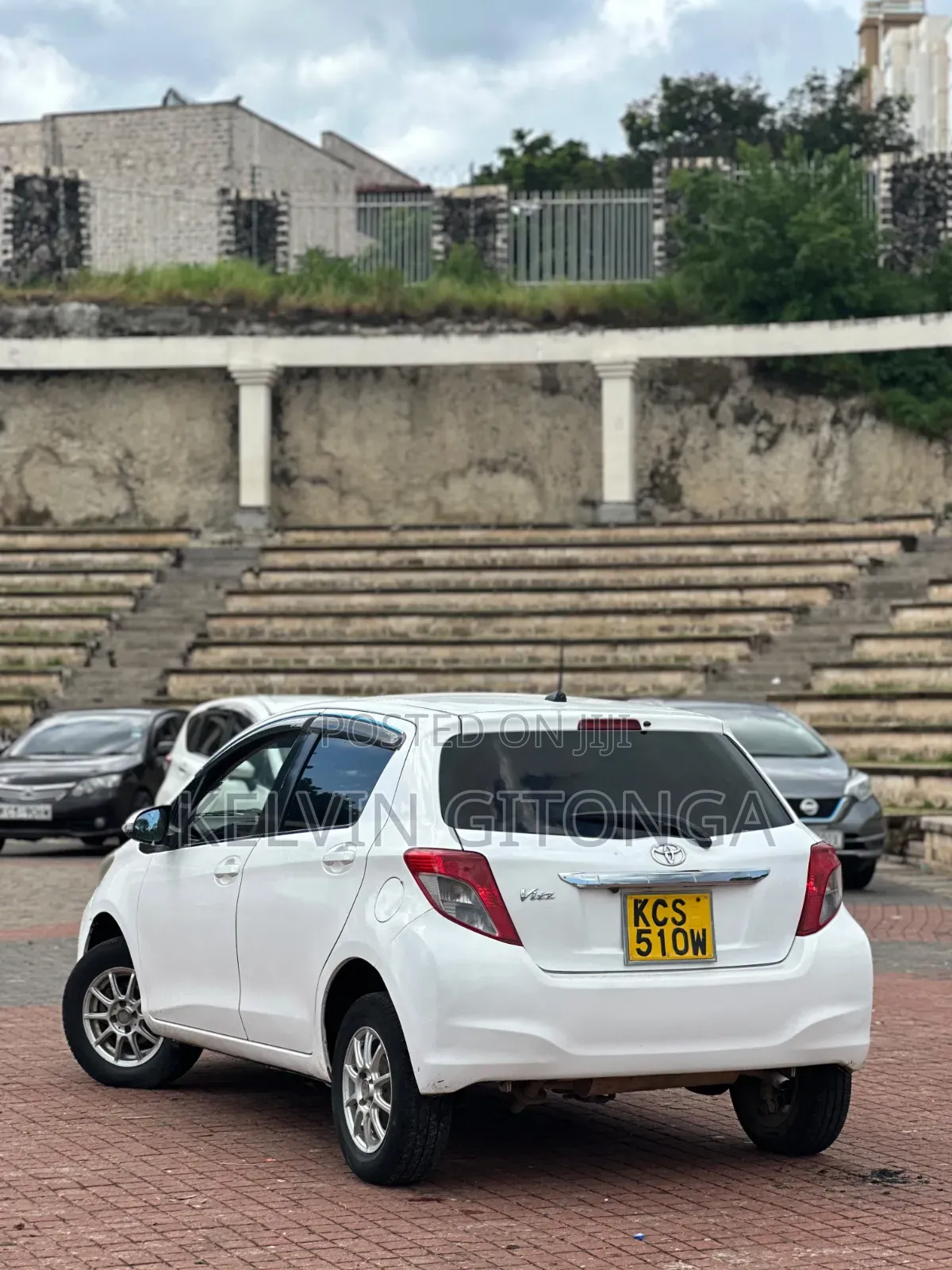 Toyota Vitz 2013 White