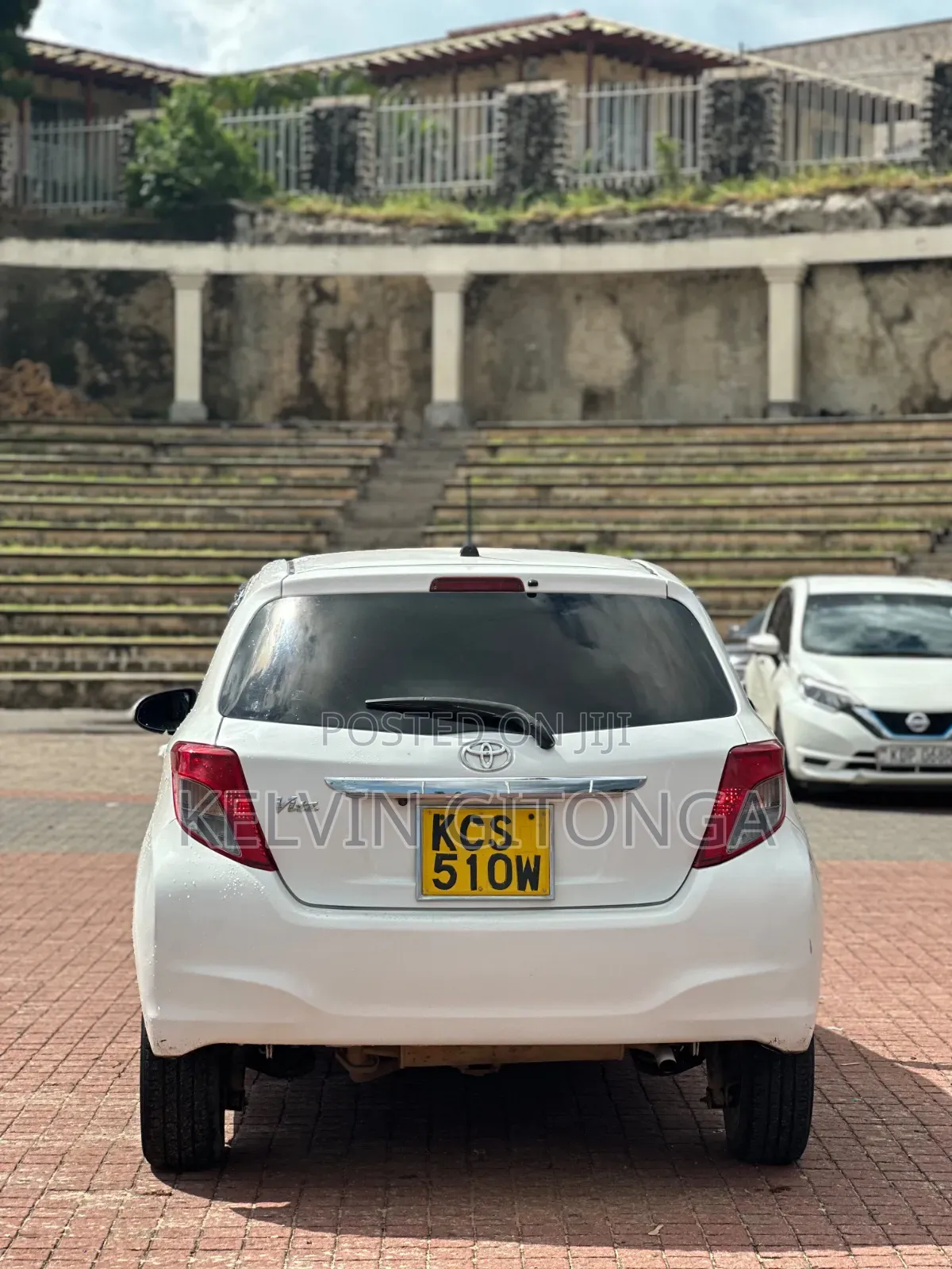 Toyota Vitz 2013 White
