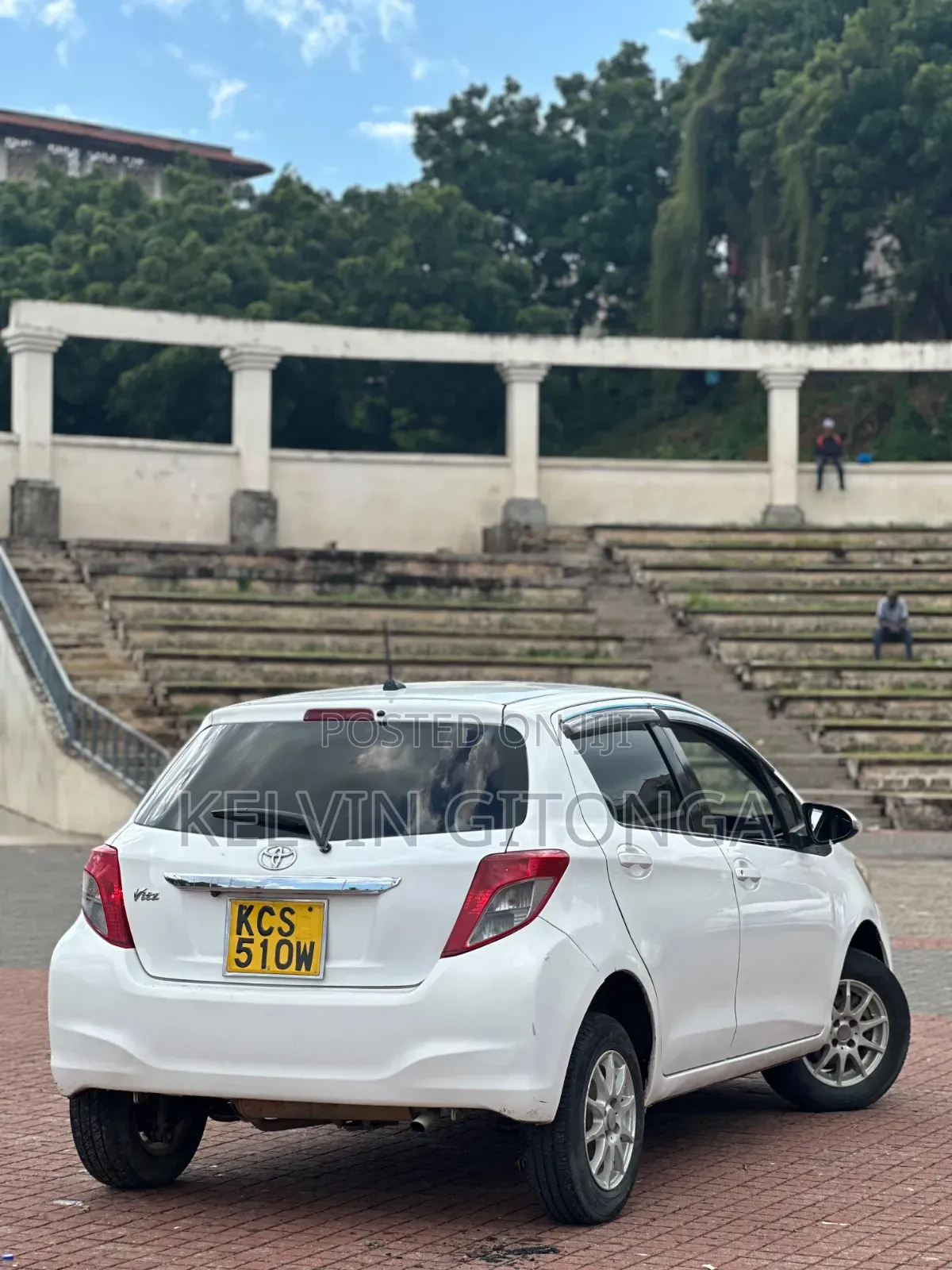 Toyota Vitz 2013 White