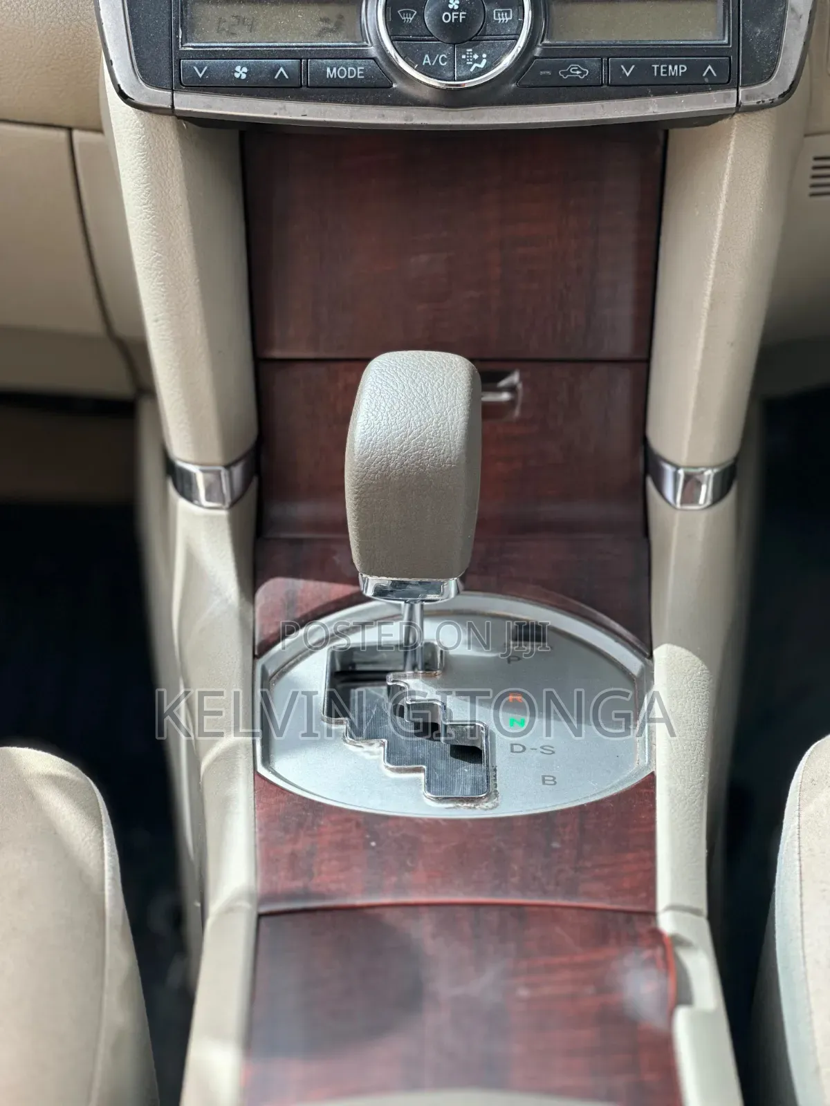 Toyota Allion 2011 Maroon