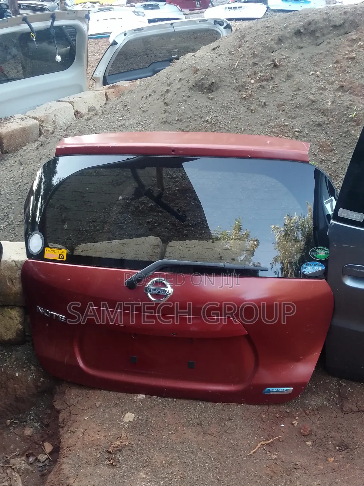 Nissan Note E12 Tailgate Available