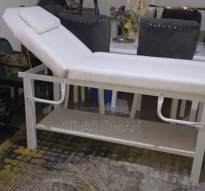 Massage Bed Plain White