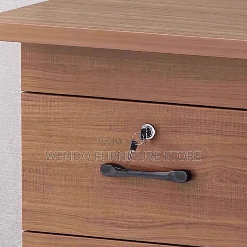 Home Desks; 1.4 Meters Executive Desk With Lockable Storage Drawers