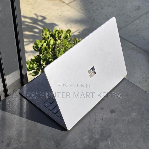 Laptop Microsoft Surface Pro 3 8GB Intel Core i5 SSD 256GB - thumbnail 3