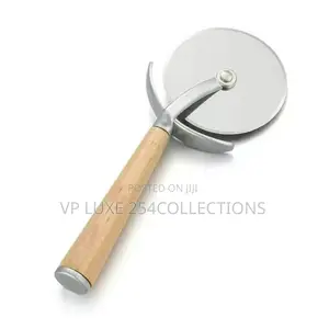 Stainless Steel Dough/Pizza Cutter With Bamboo Handle