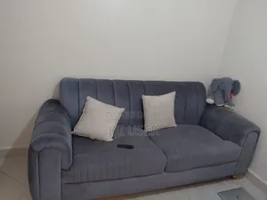 Sofa Set Good Condition