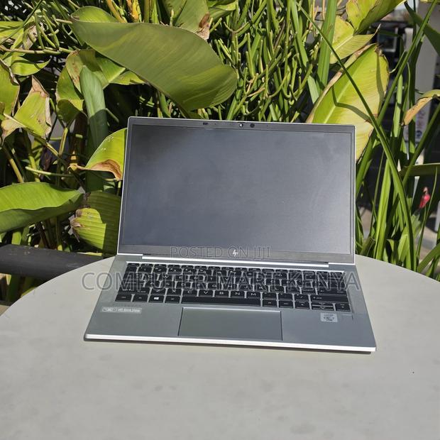 Laptop HP EliteBook 830 G7 8GB Intel Core i7 SSD 256GB