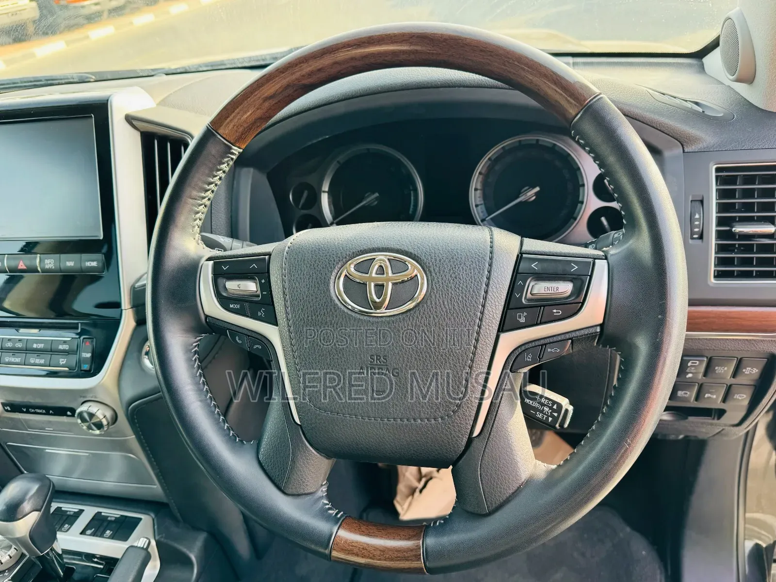 Toyota Land Cruiser 4.5 V8 TD 2020 Black